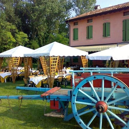 Agriturismo Cascina Boschi Lägenhet Volta Mantovana Exteriör bild