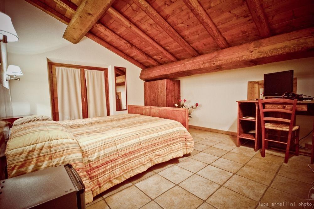 Agriturismo Cascina Boschi Lägenhet Volta Mantovana Exteriör bild