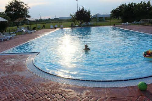 Agriturismo Cascina Boschi Lägenhet Volta Mantovana Exteriör bild